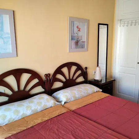 Apartamento Vista Al Mar-jardines דירה *